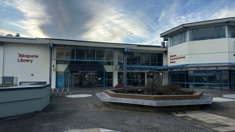 Takapuna Library外観
