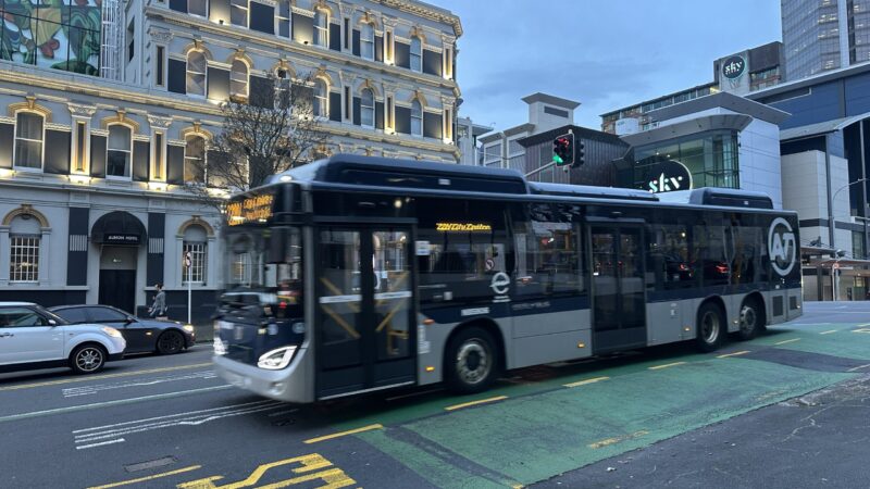 メトロバス(Metro)