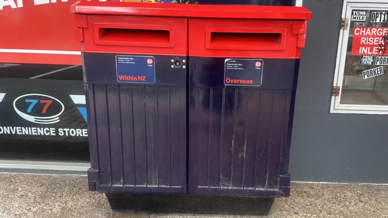 ニュージーランドの郵便ポスト